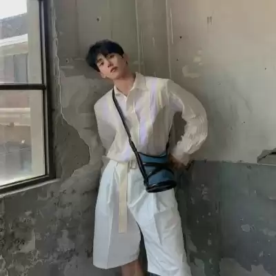 于希月